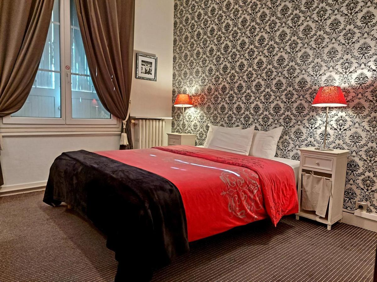 Hotel Mondial Τουρ Εξωτερικό φωτογραφία